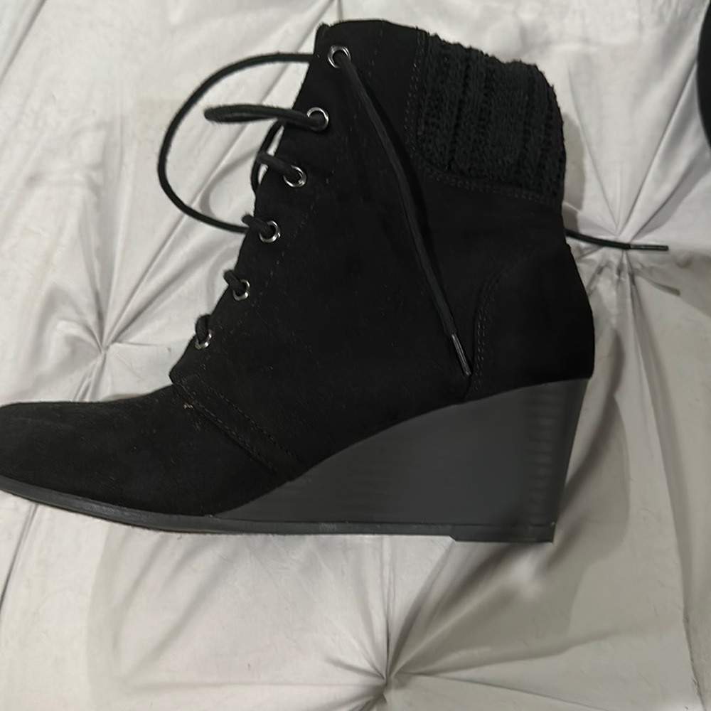 Big girls wedge bootie size 4.5